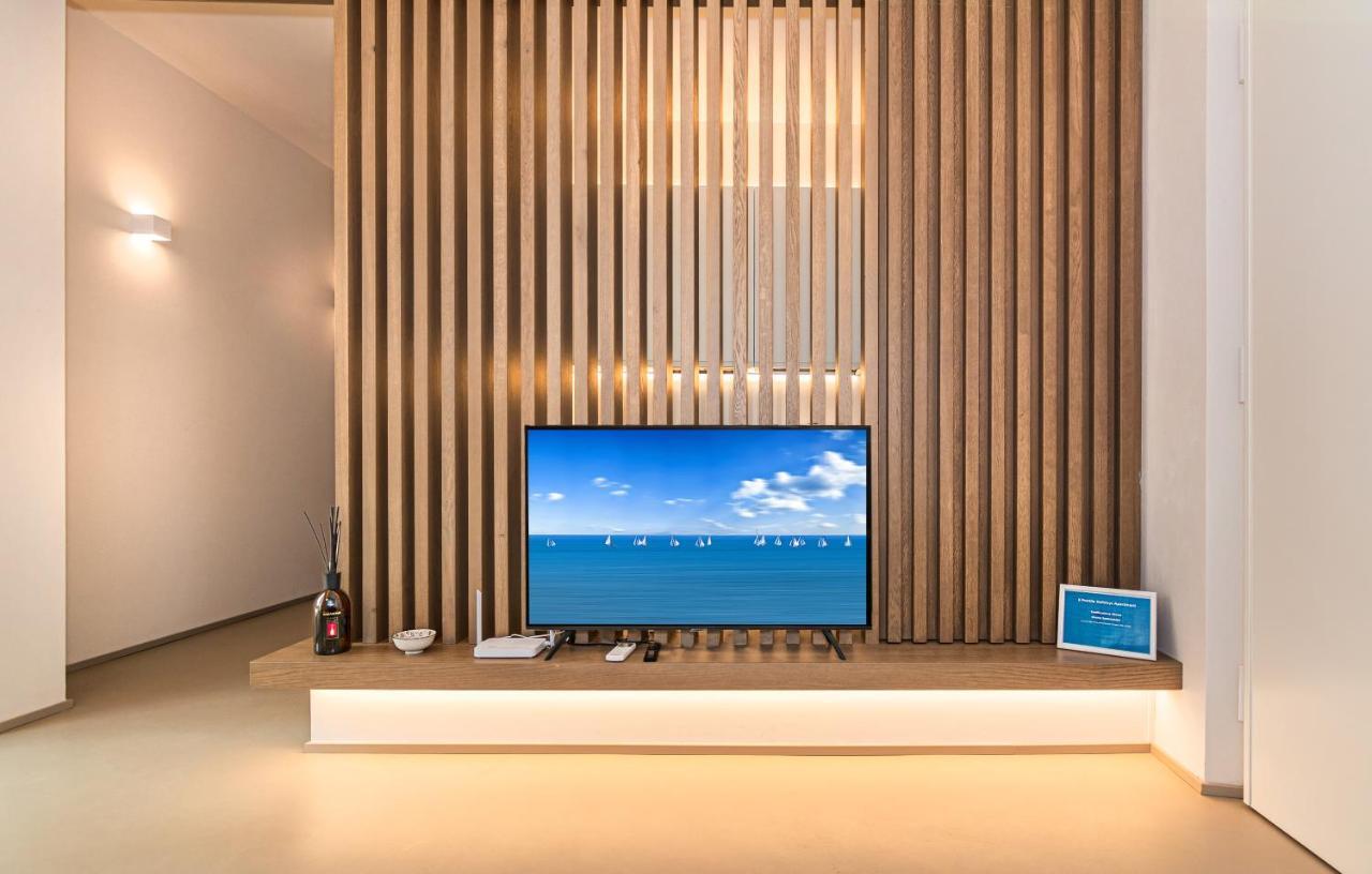 Sea Holidays Apartment مارينا دي بييتراسانْت المظهر الخارجي الصورة